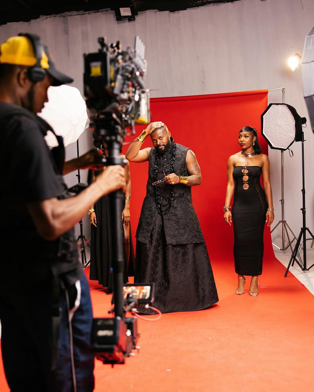 Falz's "Round of Applause" Unveils African Heritage with Panache